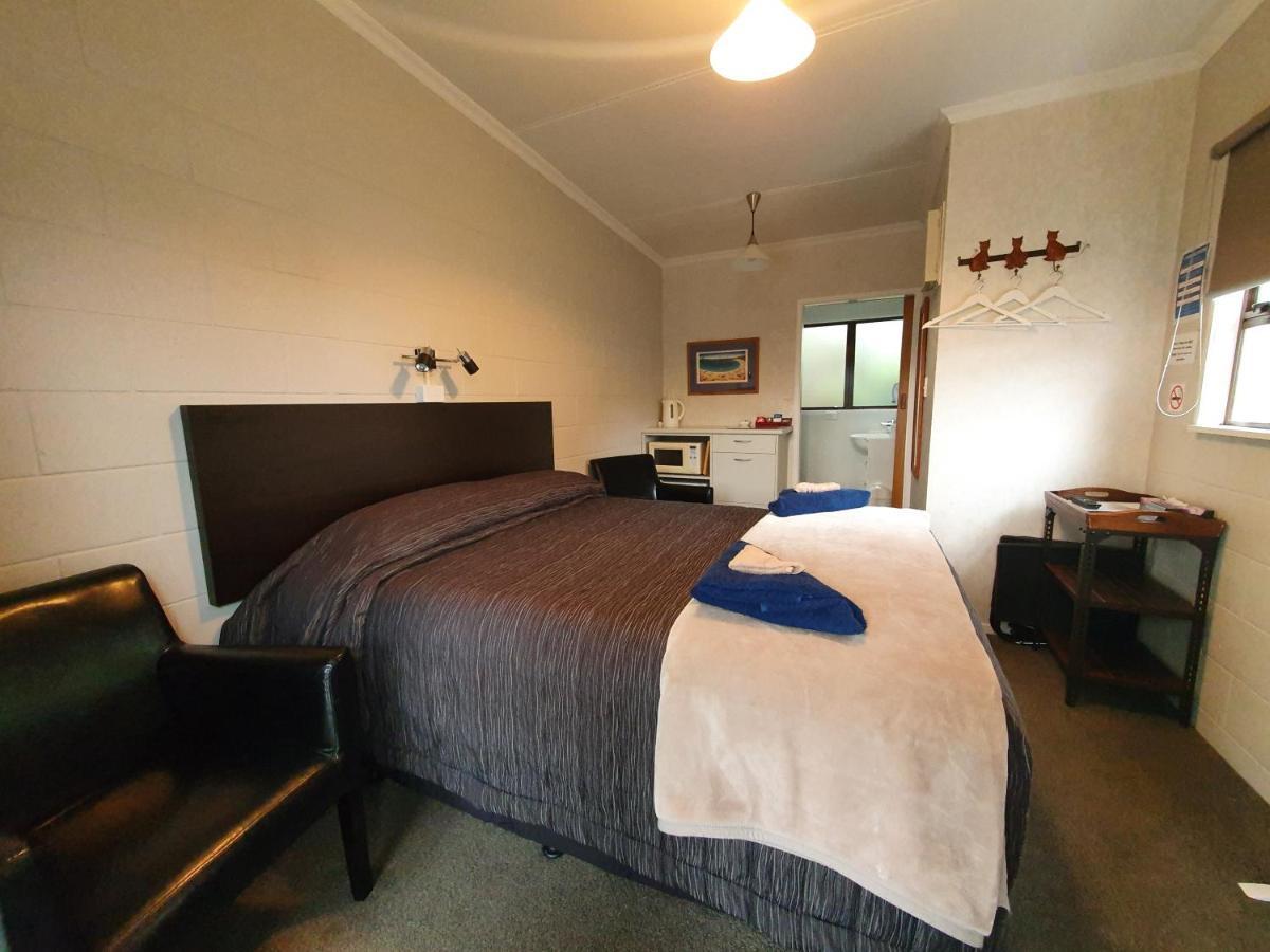 Matador Motel Carterton Екстер'єр фото