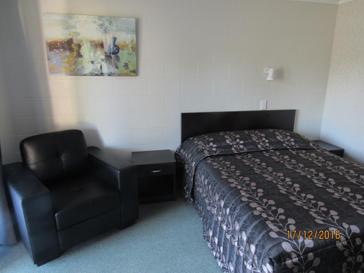 Matador Motel Carterton Екстер'єр фото