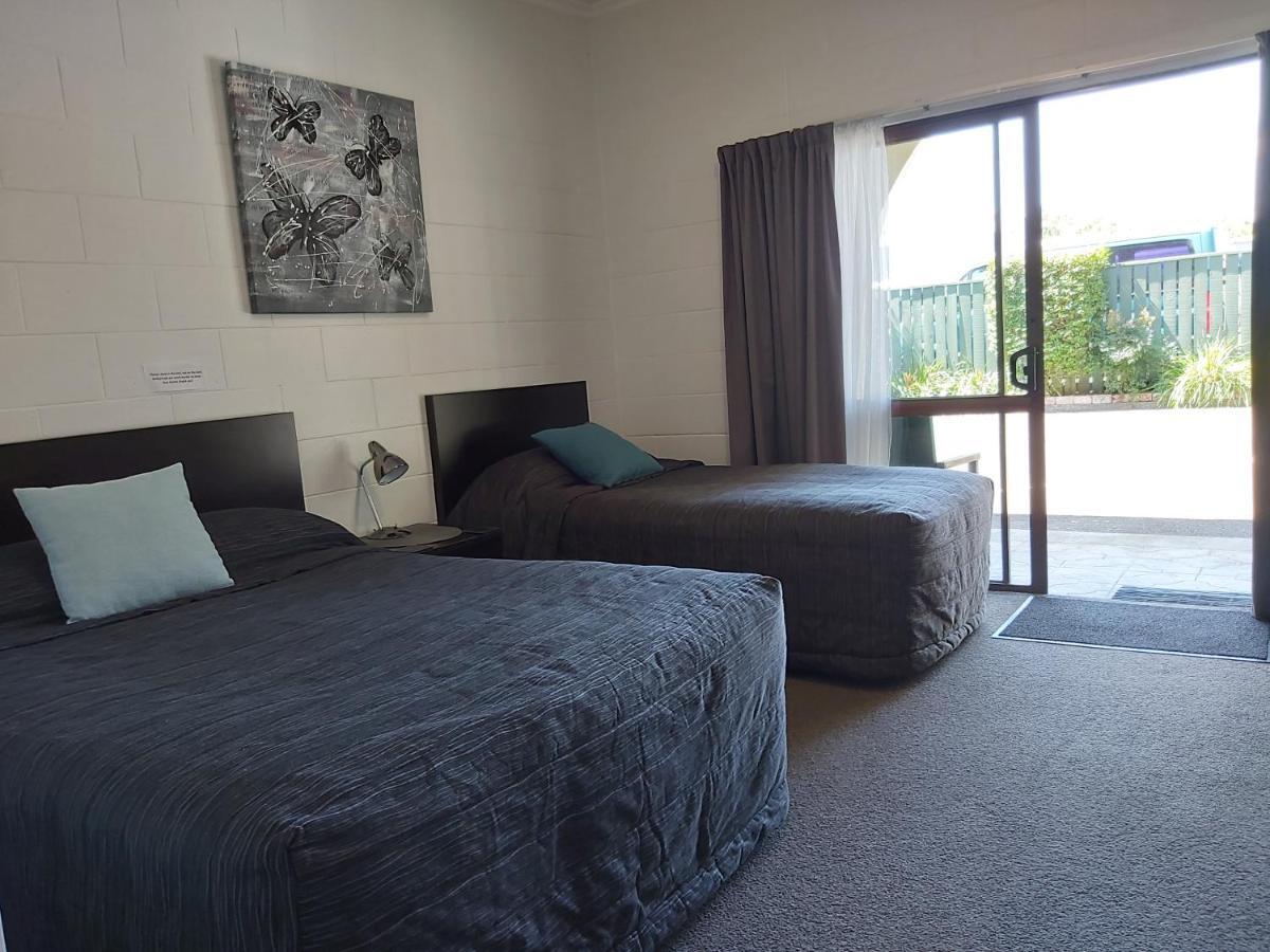 Matador Motel Carterton Екстер'єр фото